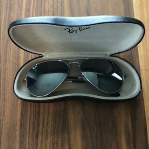 Ray Ban Aviator Sunglasses- Size Large